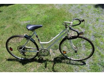 Vintage Montgomery Wards Girls 5 Speed