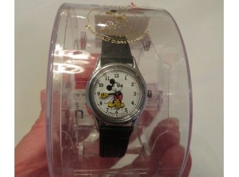 New Vintage Mickey Mouse Friends Lorus Watch