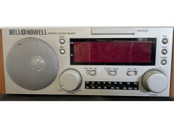 Vintage Bell & Howell Digital Clock Radio Model WCR-68