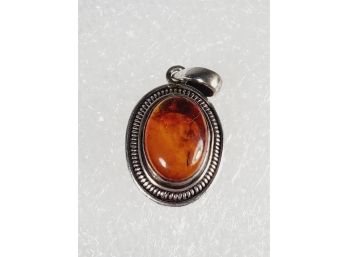 Sterling Silver Amber Oval Pendent