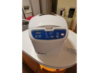 Kitchen Pro Bread Maker - New