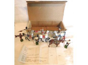 Box Of Various Lead Soldiers & Figures