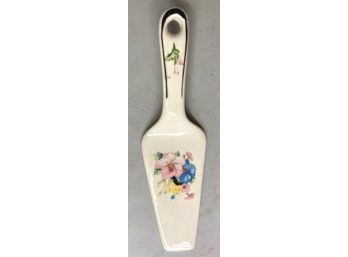 Vintage Porcelain Pie Server, PRETTY FORAL DESIGN