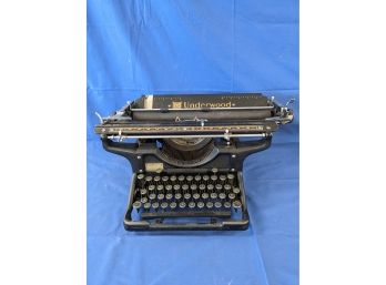 Antique Underwood 14 Metropolitan Typewriter Co