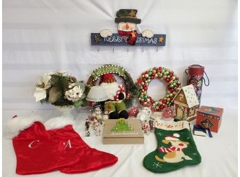 Christmas & Holiday Decor- Wreaths, Stockings, Wall Signs, Vintage Lefton Miniature Porcelain Figurines & More