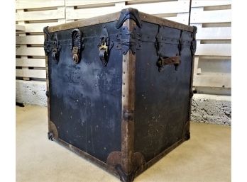 Antique Tall Leatheroid Steamer Trunk Made By Walton Trunk Co.