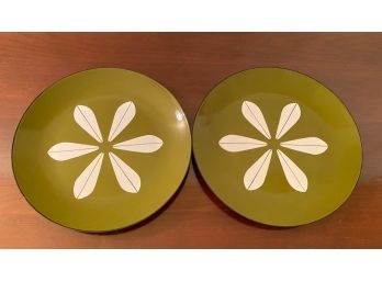 Cathrineholm Olive Green Lotus Leaf Enamelware Plates (2)