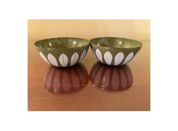 Cathrineholm Olive Green Lotus Leaf Enamelware 4' Bowls