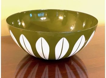 Cathrineholm Olive Green Lotus Leaf Enamelware Bowl