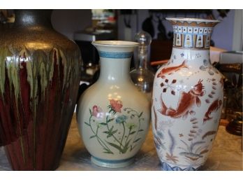 3 Asian Vases