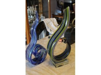 2 Pieces Of Ribbon Style Glass Sculptures