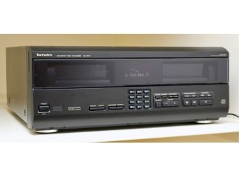 TECHNICS Multi-CD Changer SL-MC7 MASH