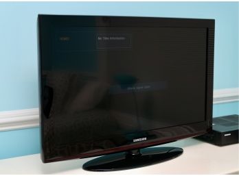 SAMSUNG 32inch Flat Screen TV