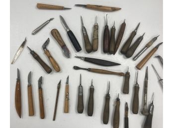 Group (X) 30 Vintage Wood Carving Tools / Knives