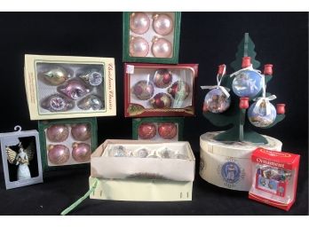 Traditional Christmas Ornament Lot