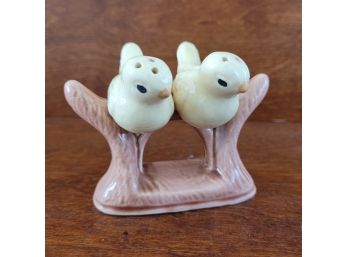 Vintage Birds Salt And Pepper Shaker