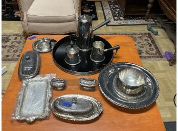 LARGE LOT OF SILVER PLATED HOLLOWARE