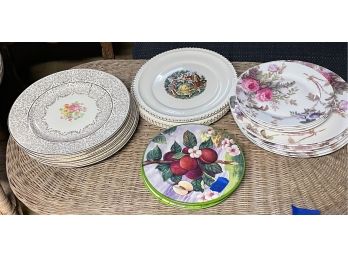 LARGE LOT OF PORCELAIN PLATES INCLUDE 22K GOLD TRIMMED PLATES