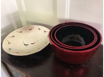 Vietnamese Lacquerware Platter And Nesting Bowls