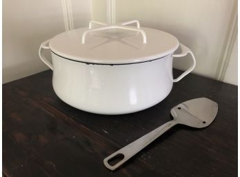 Dansk Vintage Enamel Lidded Casserole In White - 9'