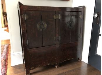 Shanxi Painted Lacquer Chest With Compartments - Great For A Bar