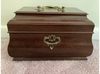 Williamsburg Restoration Wooden Jewelry Box With Key