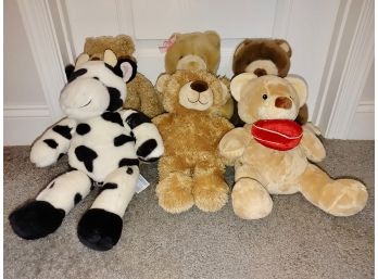 Build-A-Bear Stuffies Including A Cow (6)