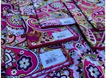 Vera Bradley Dinner Napkins - Very Berry Paisley (13)