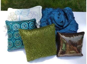 Decorator Throw Pillow Lot (5)