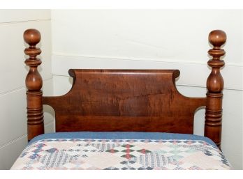 Antique American Cannonball Twin Trundle Bed