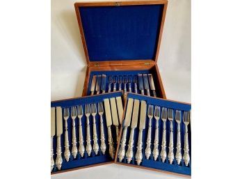 18 Piece Vintage Silver Plate Flatware In Original Box