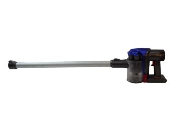 Dyson V7 And Accessories