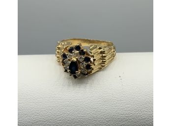 Gorgeous Sapphire & Diamond Ring