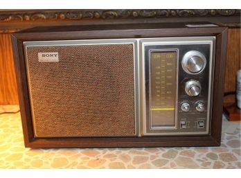 Vintage Sony 2 Band Radio