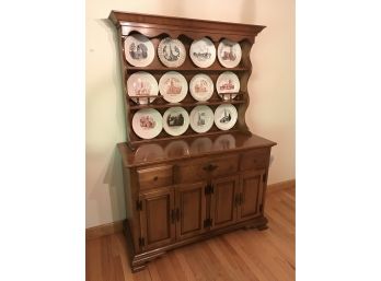 Early American Dining Room Hutch