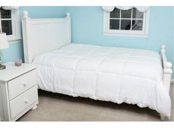 Pottery Barn Style Beadboard Full Size Bed Frame