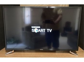 32' Samsung SMART TV