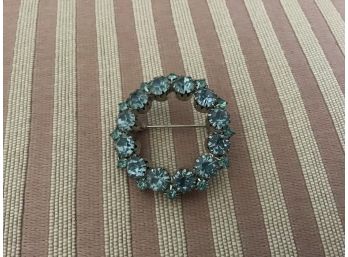 Vintage Faceted Blue Circle Pin - Lot #13