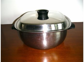 Aristo-Craft Pot With Lid