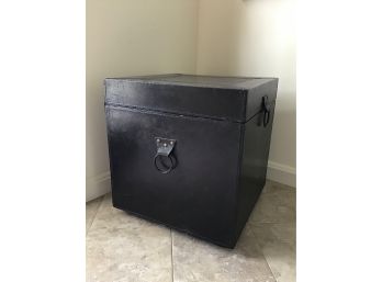 Ethan Allen Hinged Faux Leather Cube Trunk End Table