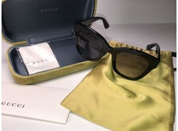 STUNNING Brand New GUCCI Sunglasses In Gucci Case - $500 Retail Price - BRAND NEW - Made In Italy