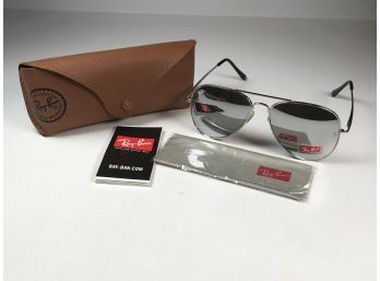 Fantastic RAY BAN Aviator Sunglasses - Silver Frames / Mirrored Lenses - Case - Cloth - Booklet - BRAND NEW