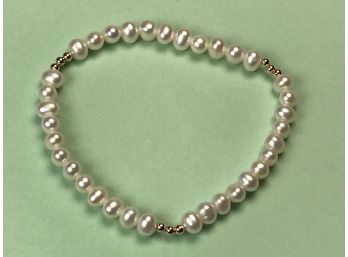 Lovely Genuine Freshwater Pearls With 14kt Gold Beads - VERY Pretty Bracelet - GREAT PIECE !