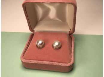 Fabulous Freshwater Pearl & Sterling Silver / 925 Button Earrings - Very Elegant ! NICE PAIR !