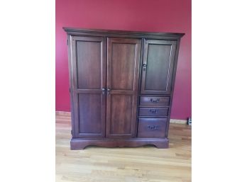 HOOKER FURNITURE Desk And Media Cabinet