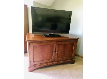 THOMASVILLE Tv Stand Purchased At Ethan Allen