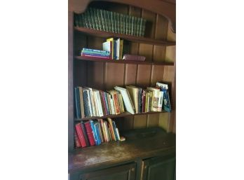 Book Shelves With Assorted Interests Vintage Books - Approx 100 Books. 2nd Of 2 Book Cases