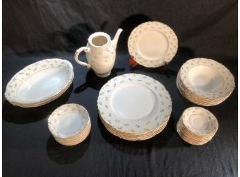 Federal Shape Syracuse China Suzanne