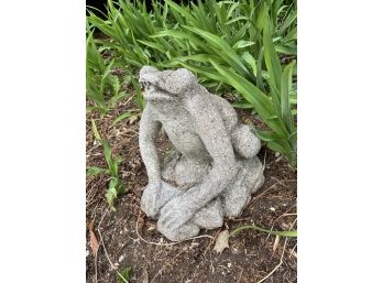 Frog Garden Statue