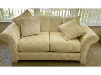 Loveseat With Pillow